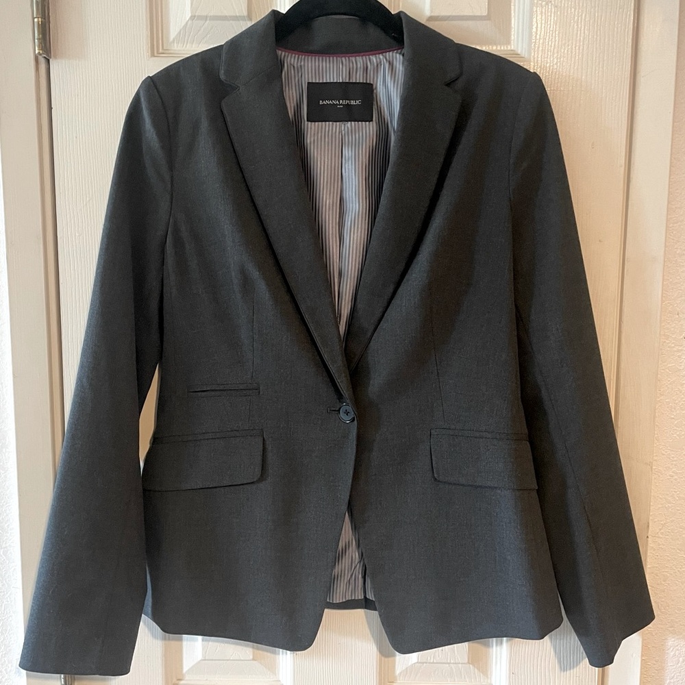 Banana Republic Factory Fitted Blazer